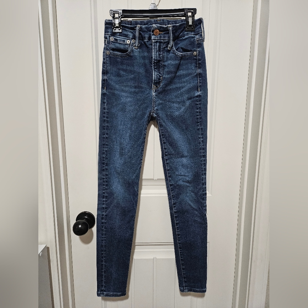 American Eagle Outfitters Dark Blue Skinny Jeans